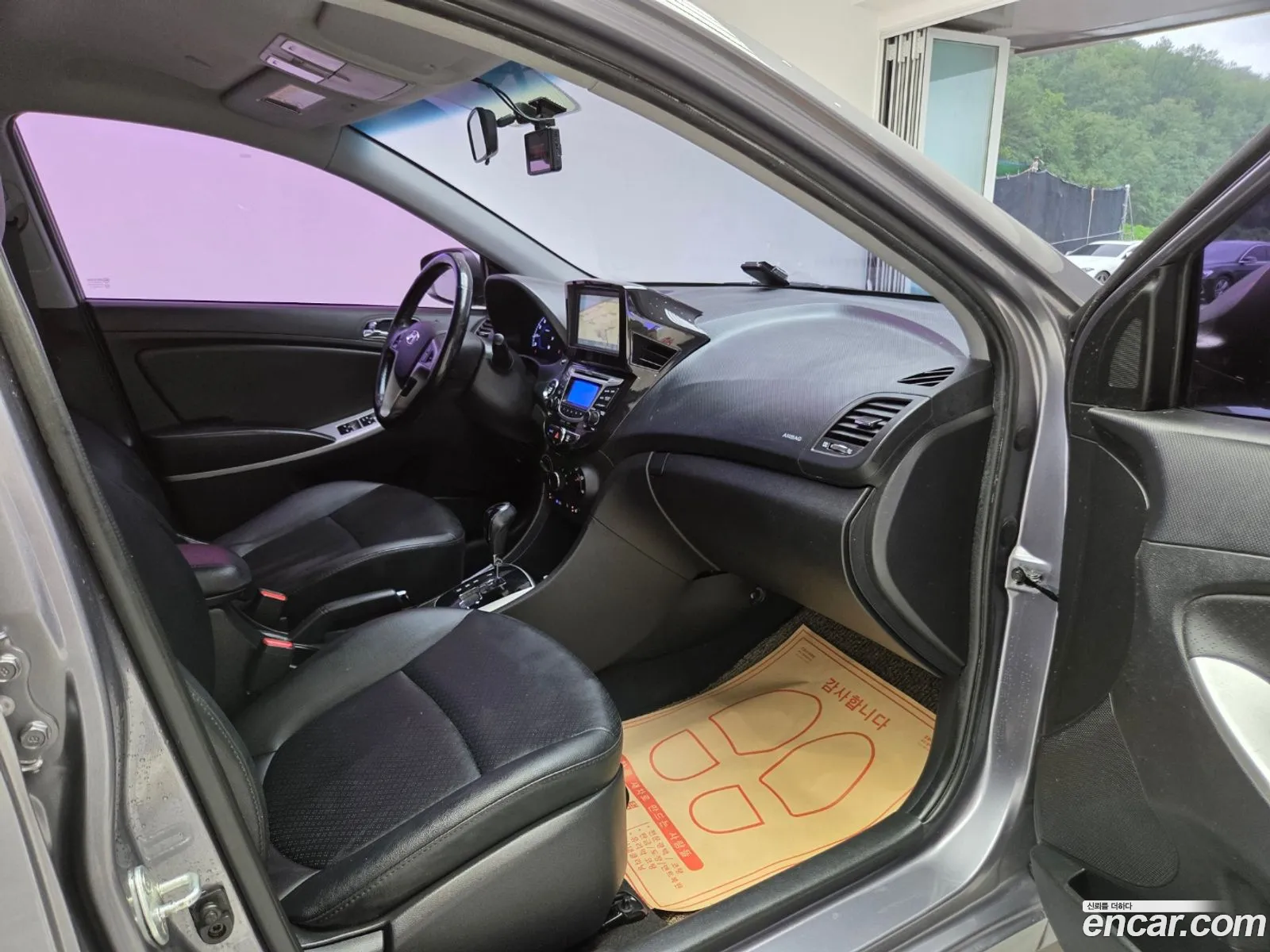 Hyundai Accent 2013 — 15