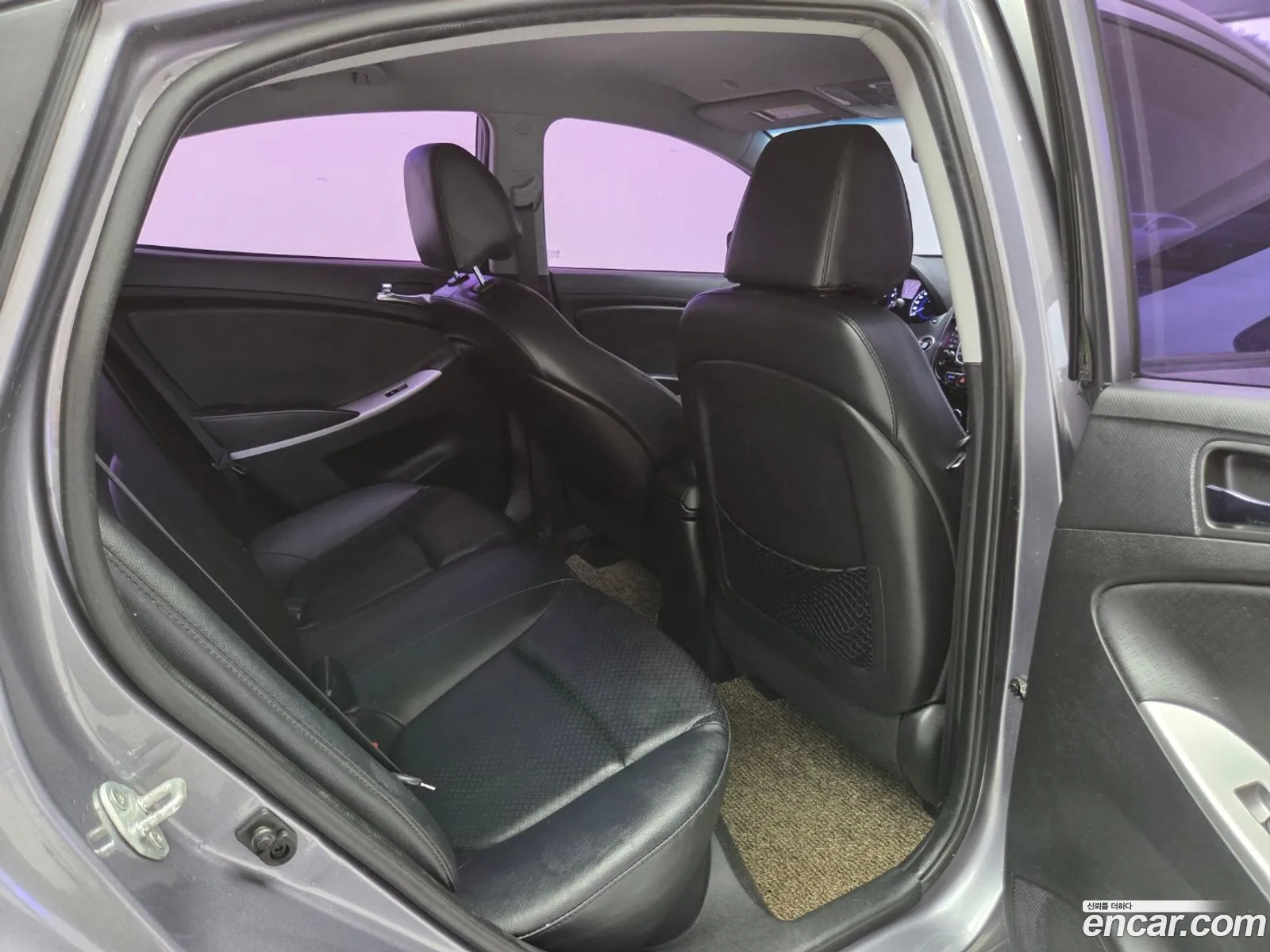 Hyundai Accent 2013 — 14