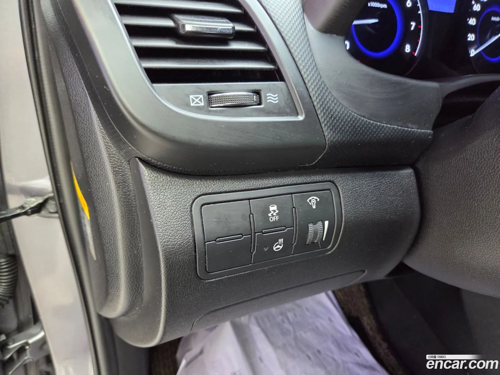 Hyundai Accent 2013 — 13