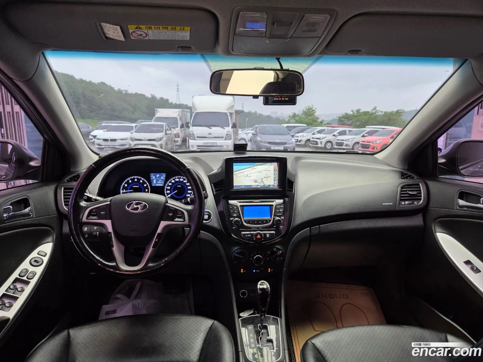 Hyundai Accent 2013 — 10