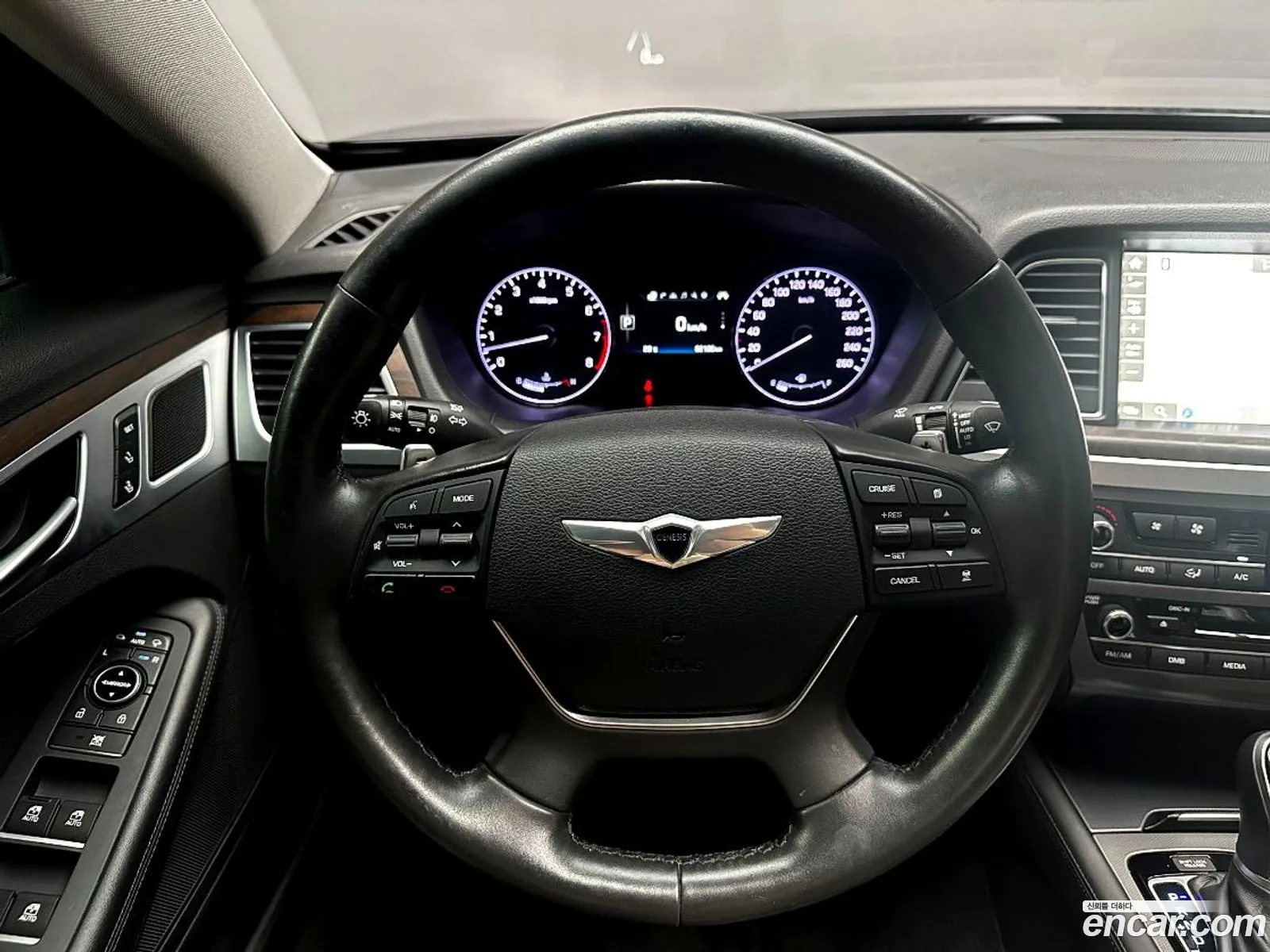 Hyundai Genesis DH 2016 — 16