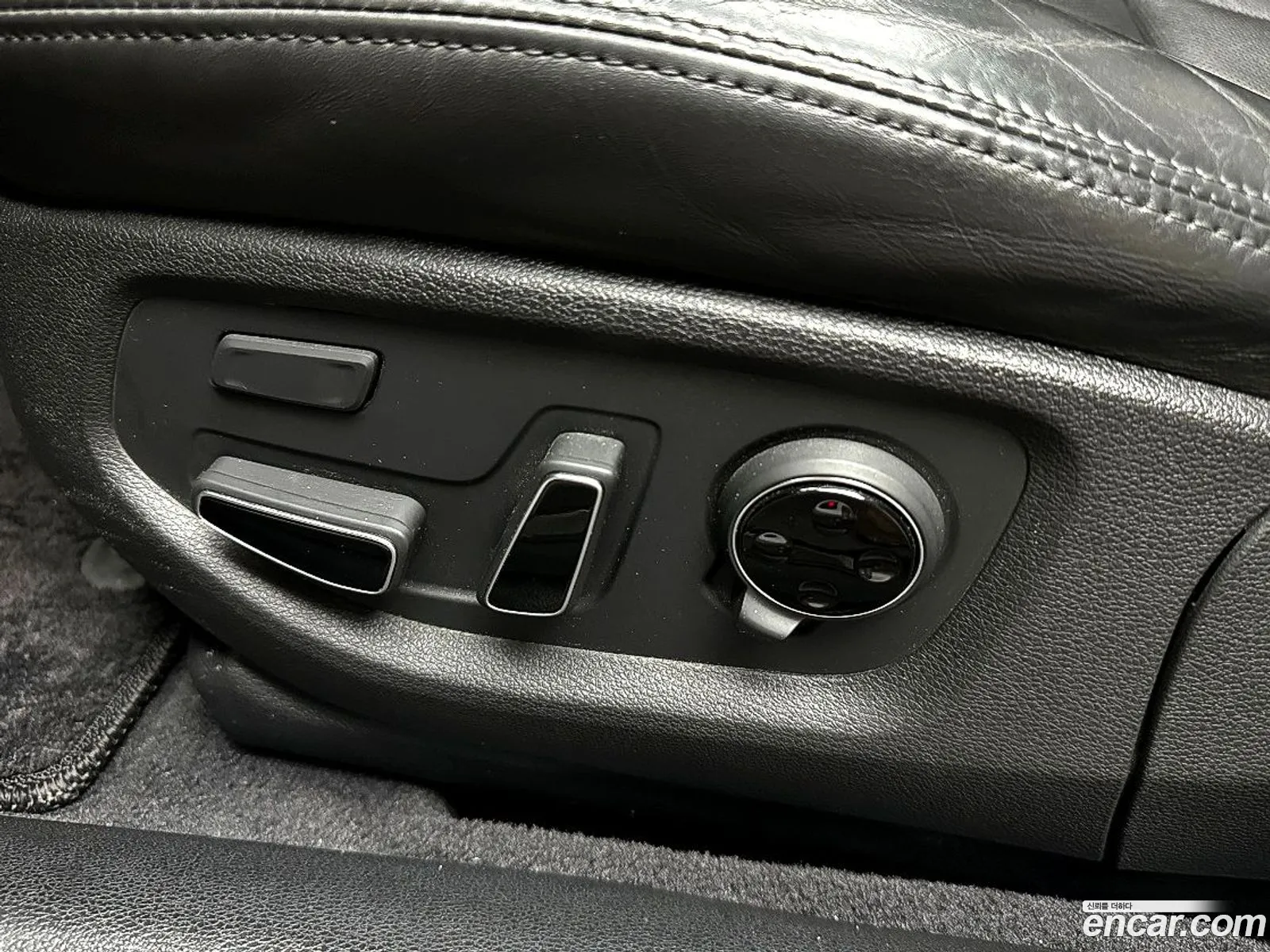 Hyundai Genesis DH 2016 — 11