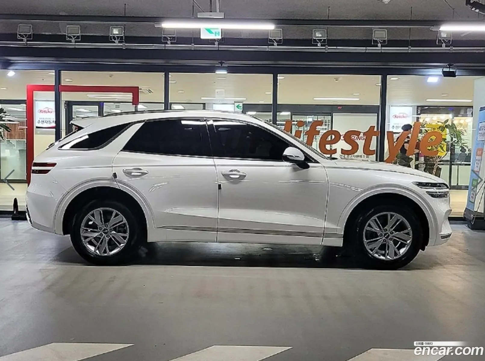Genesis GV70 2022 — 8