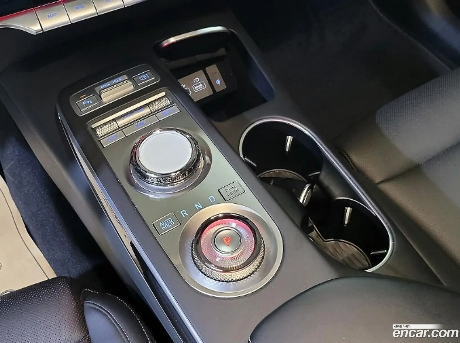 Genesis GV70 2022 — 7