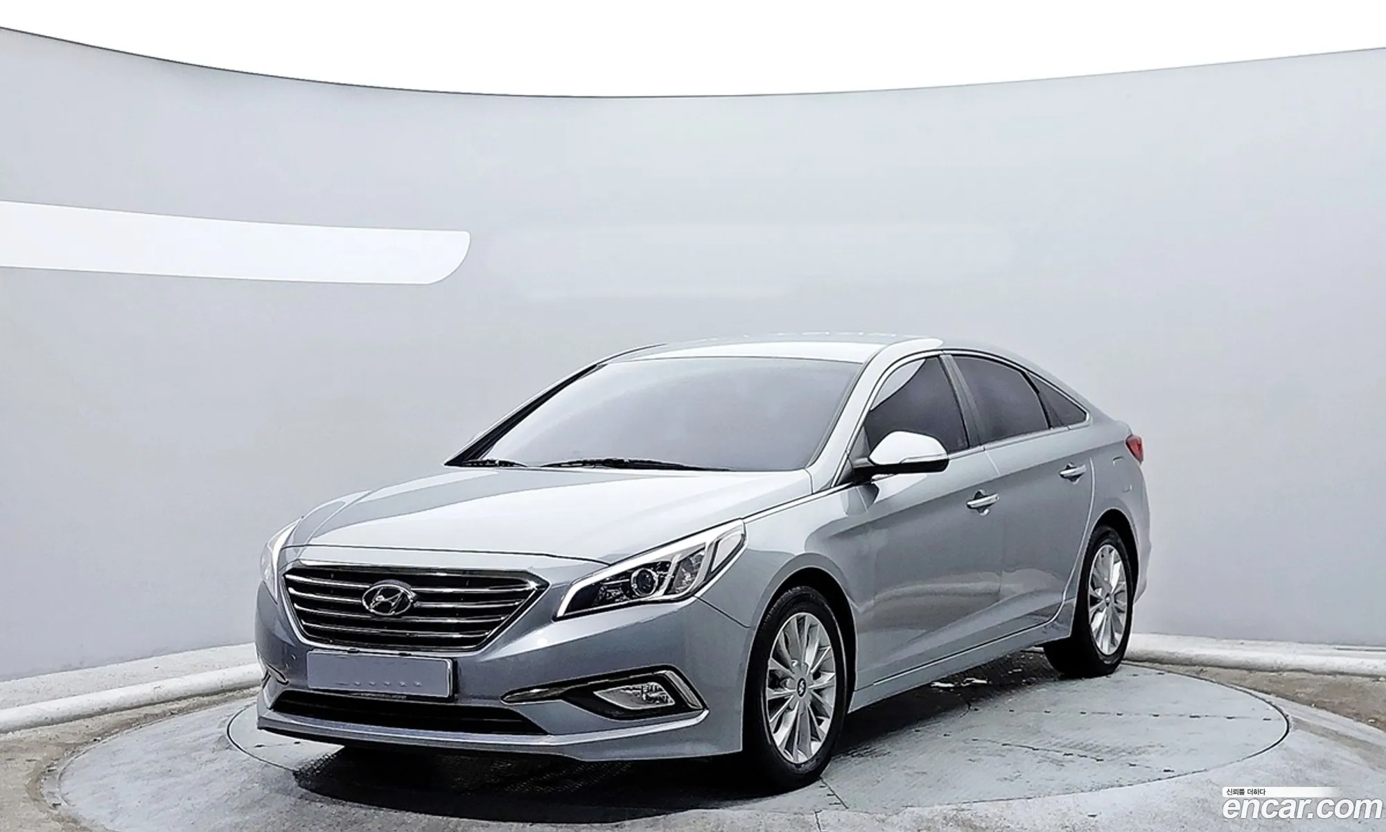 Hyundai LF Sonata 2014 — 20