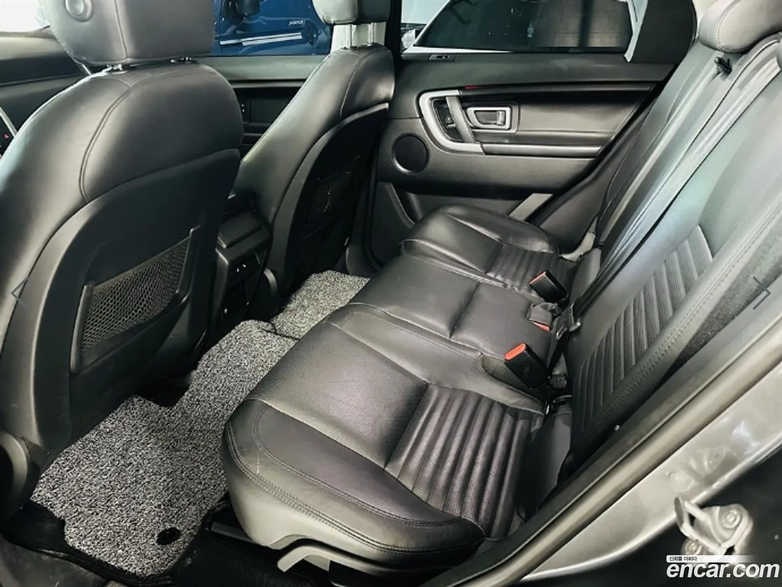 Land Rover Discovery Sport 2016 — 12