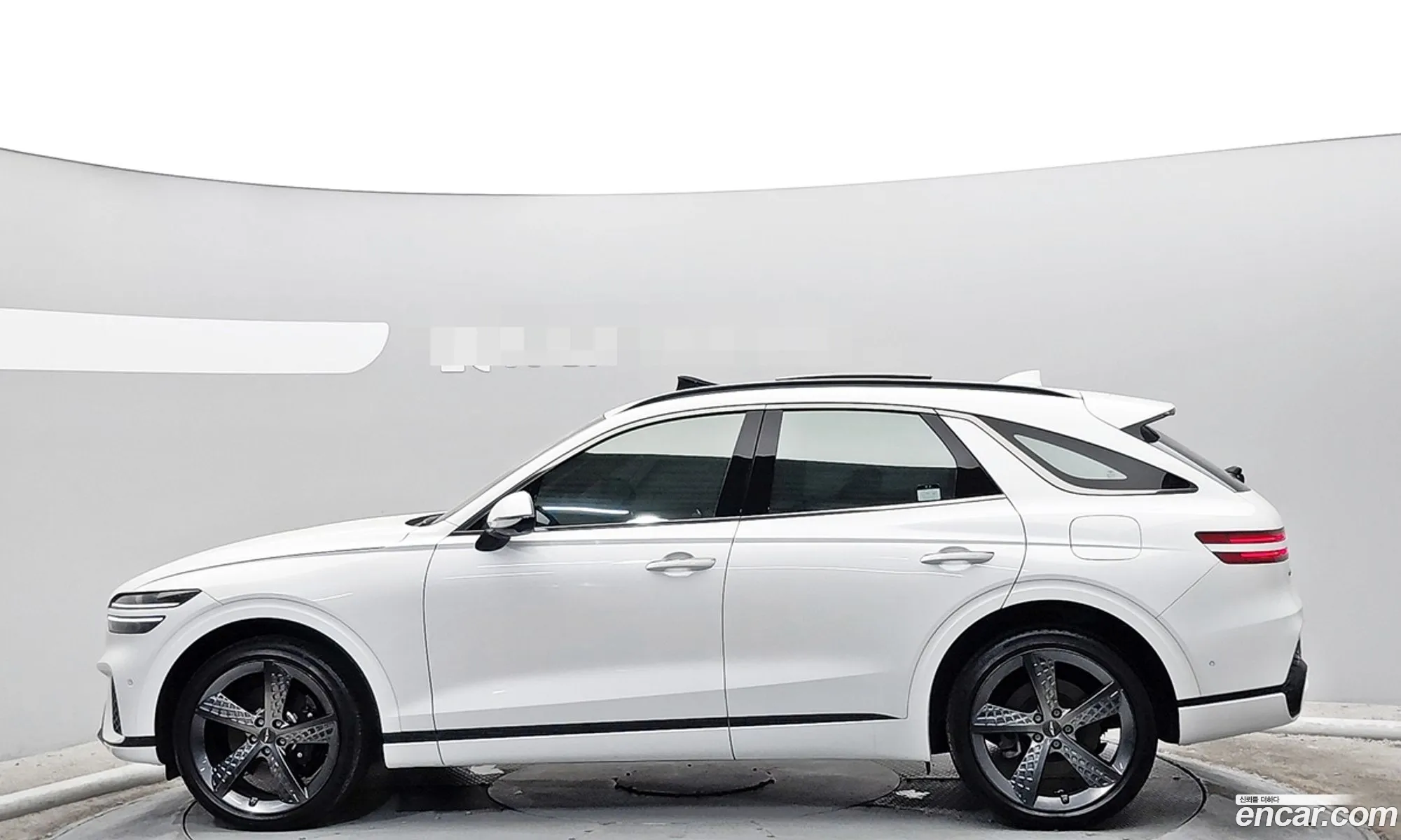 Genesis GV70 2021 — 11