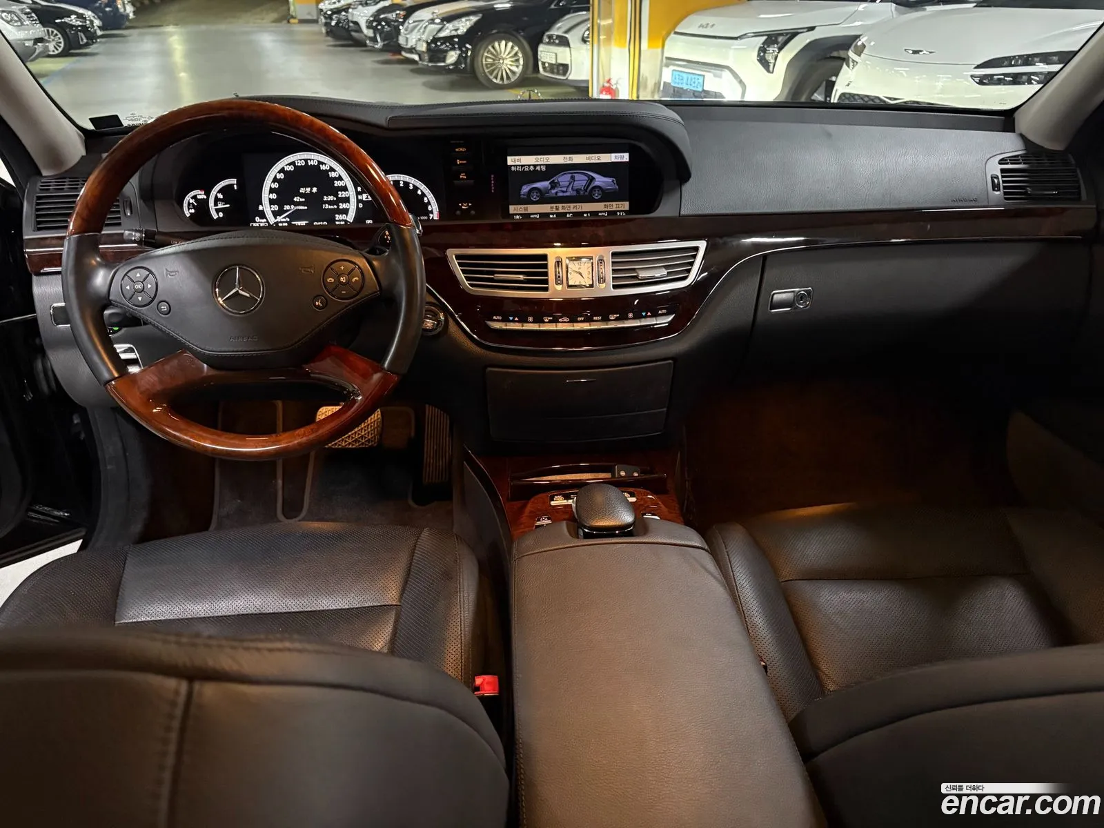 Mercedes-Benz S-Class W221 2010 — 8