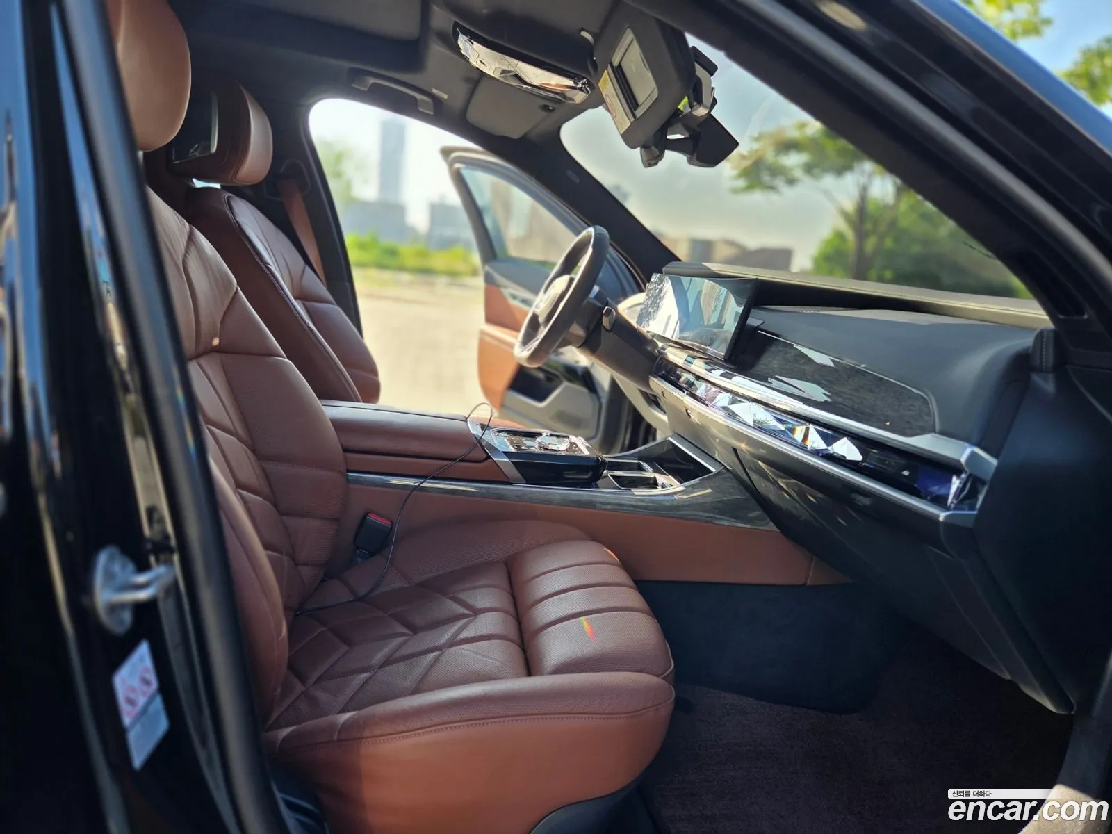 BMW i7 2023 — 12