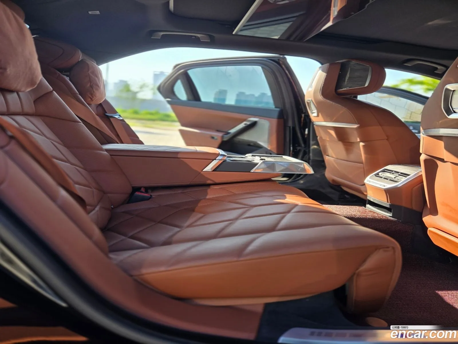 BMW i7 2023 — 10