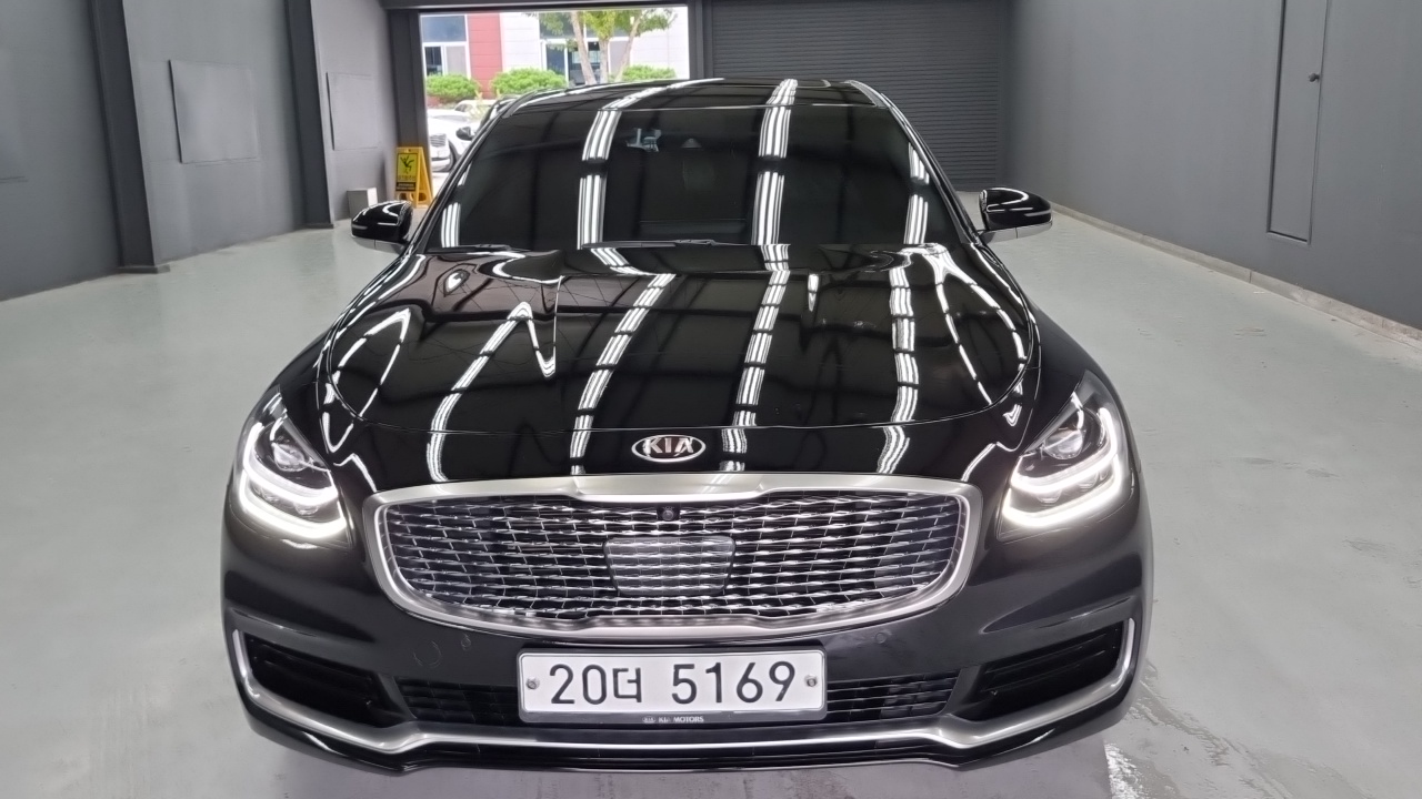 Kia The K9 2018 — 18