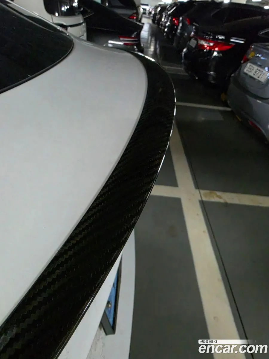 Tesla Model Y 2022 — 10