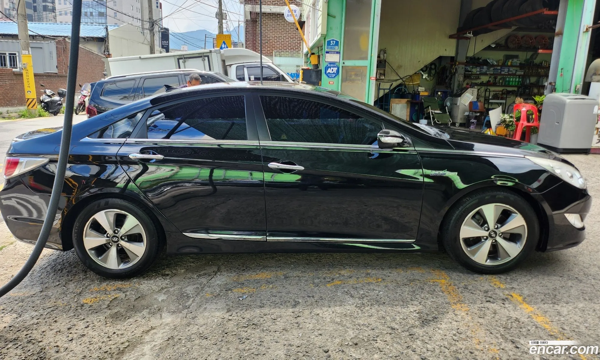 Hyundai Sonata Hybrid 2012 — 11