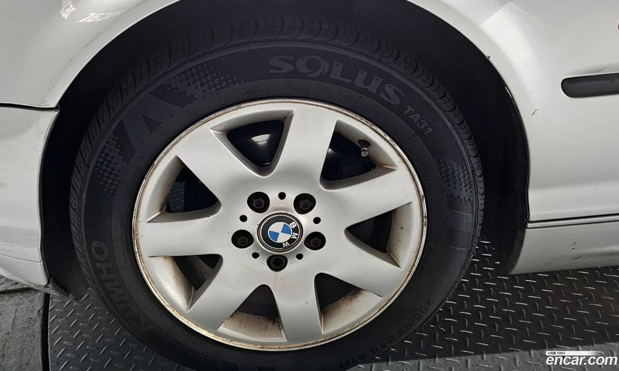BMW 3 Series 2000 WBAAM1106YJM89018 — 3