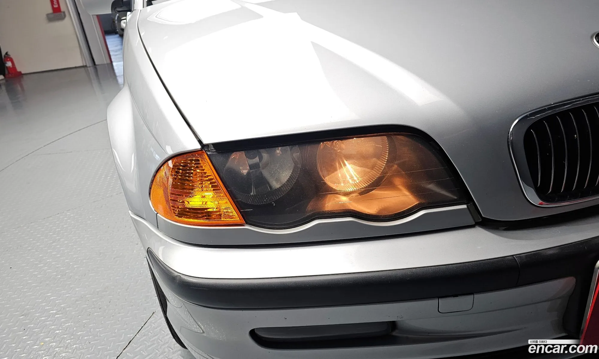 BMW 3 Series 2000 WBAAM1106YJM89018 — 30