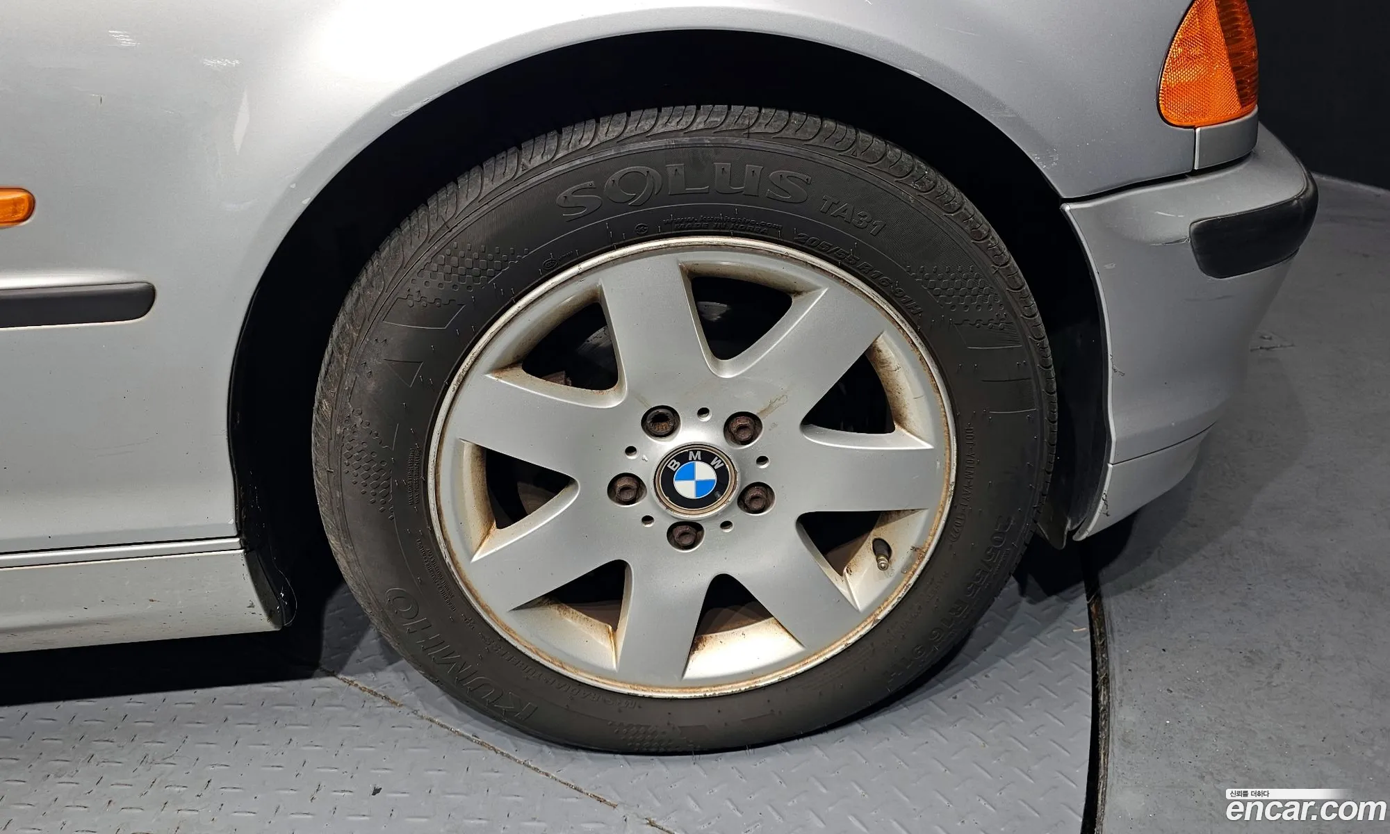 BMW 3 Series 2000 WBAAM1106YJM89018 — 18