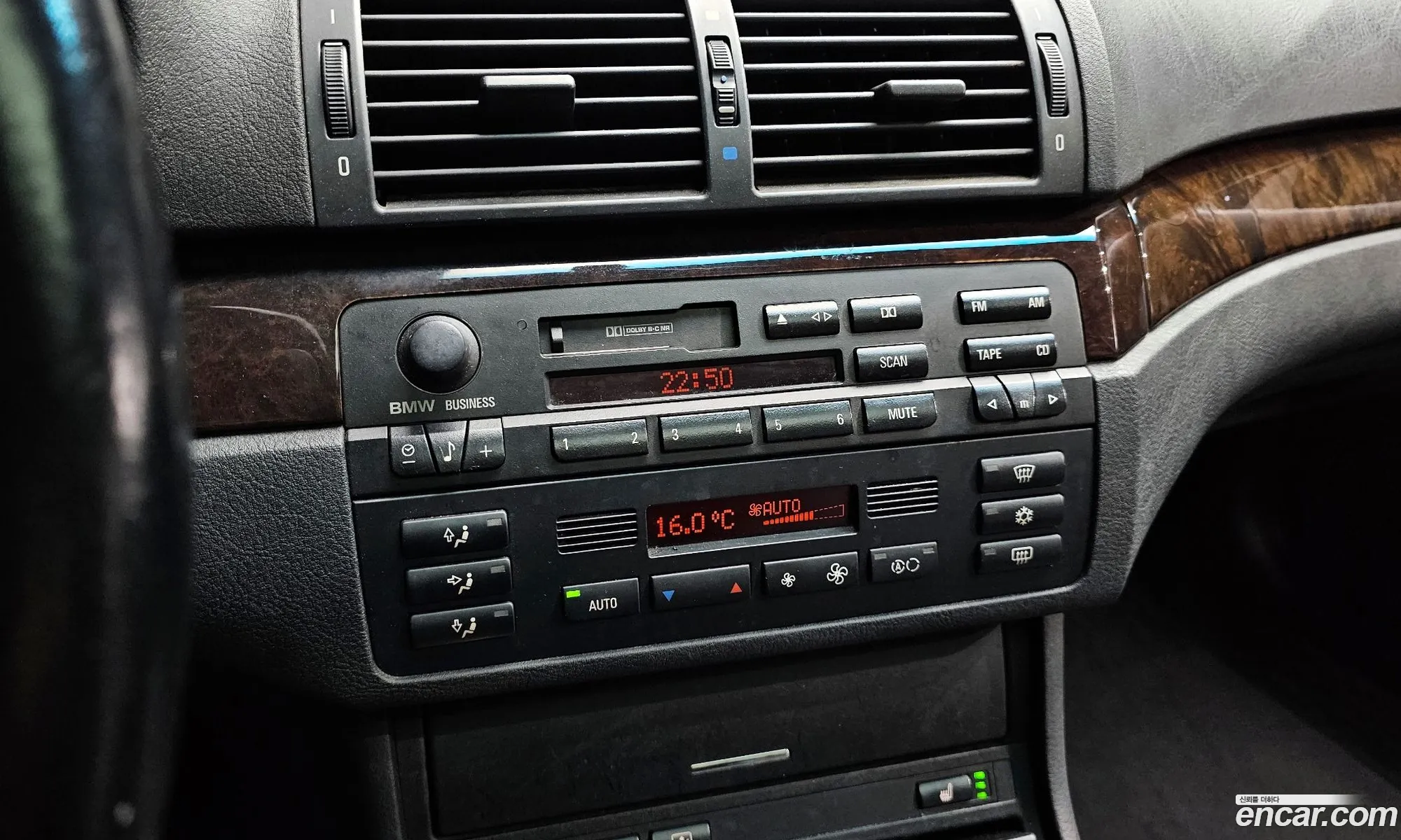 BMW 3 Series 2000 WBAAM1106YJM89018 — 10