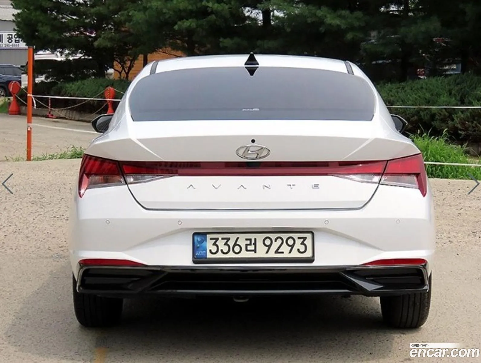 Hyundai Elantra 2022 — 5