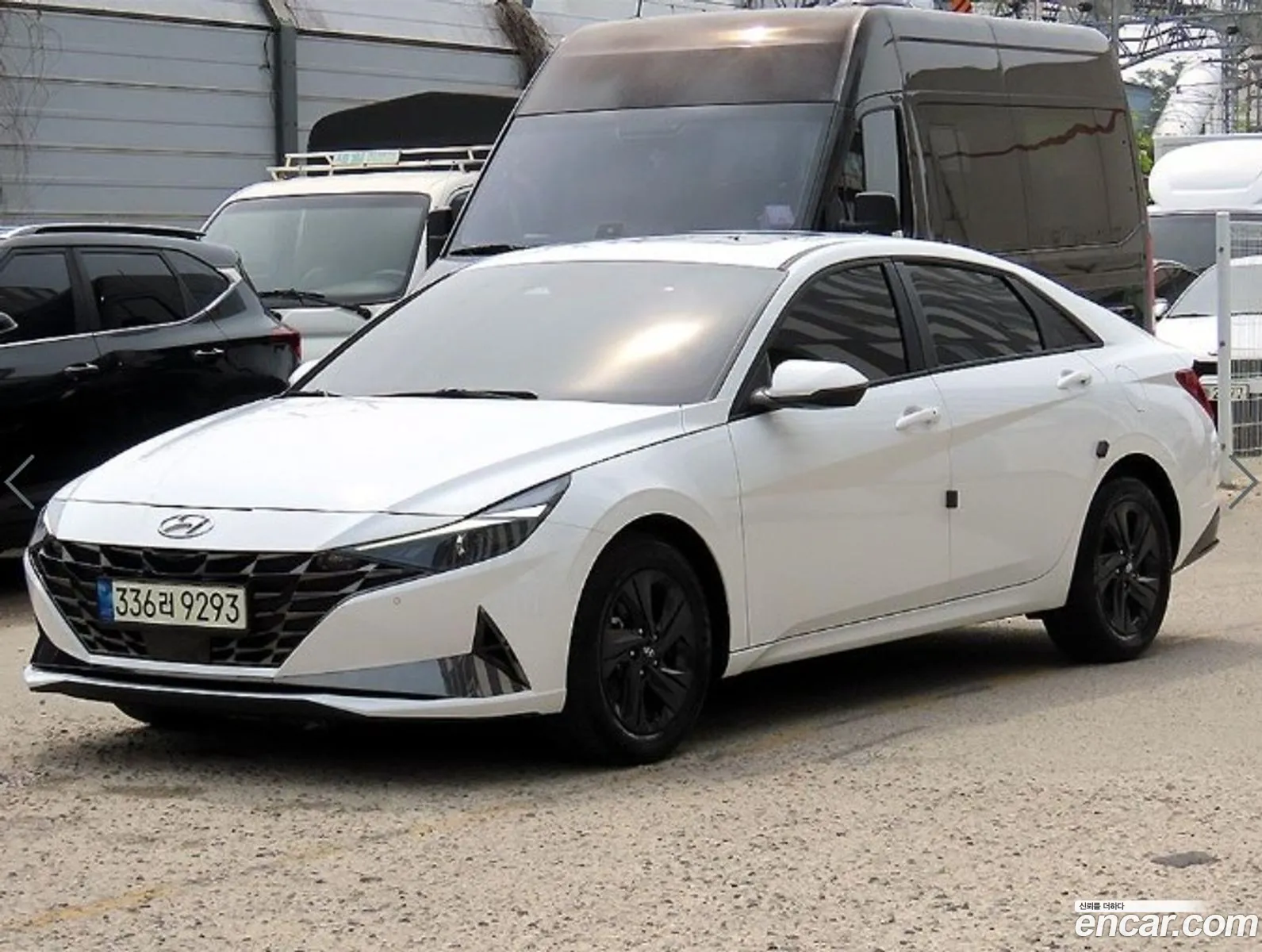 Hyundai Elantra 2022 — 13