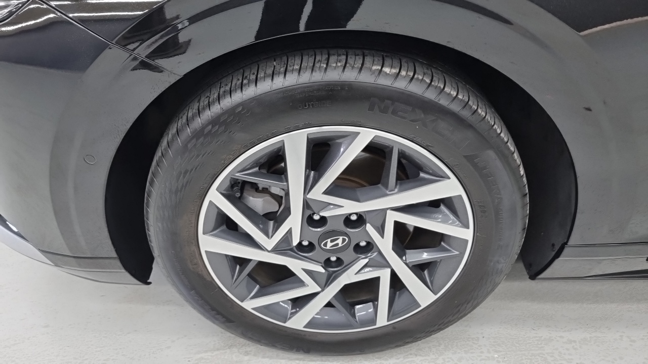 Hyundai Grandeur 2023 — 15