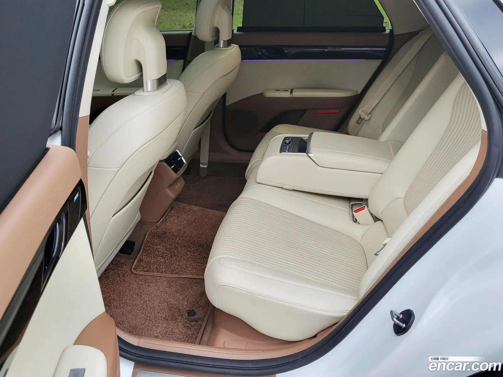 Hyundai Grandeur Hybrid