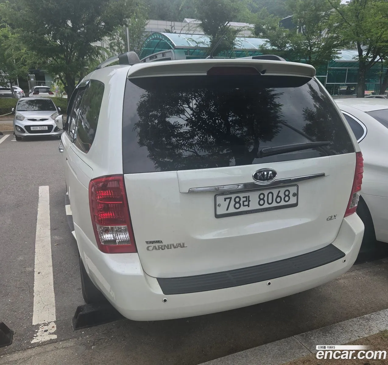 Kia Grand Carnival 2008 — 17
