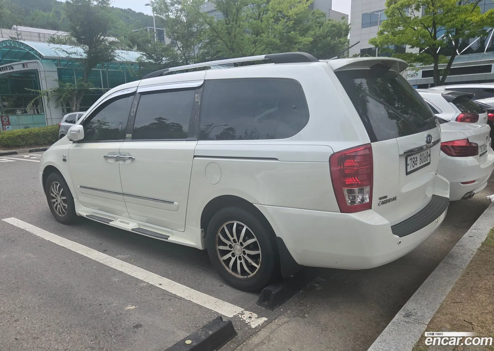 Kia Grand Carnival