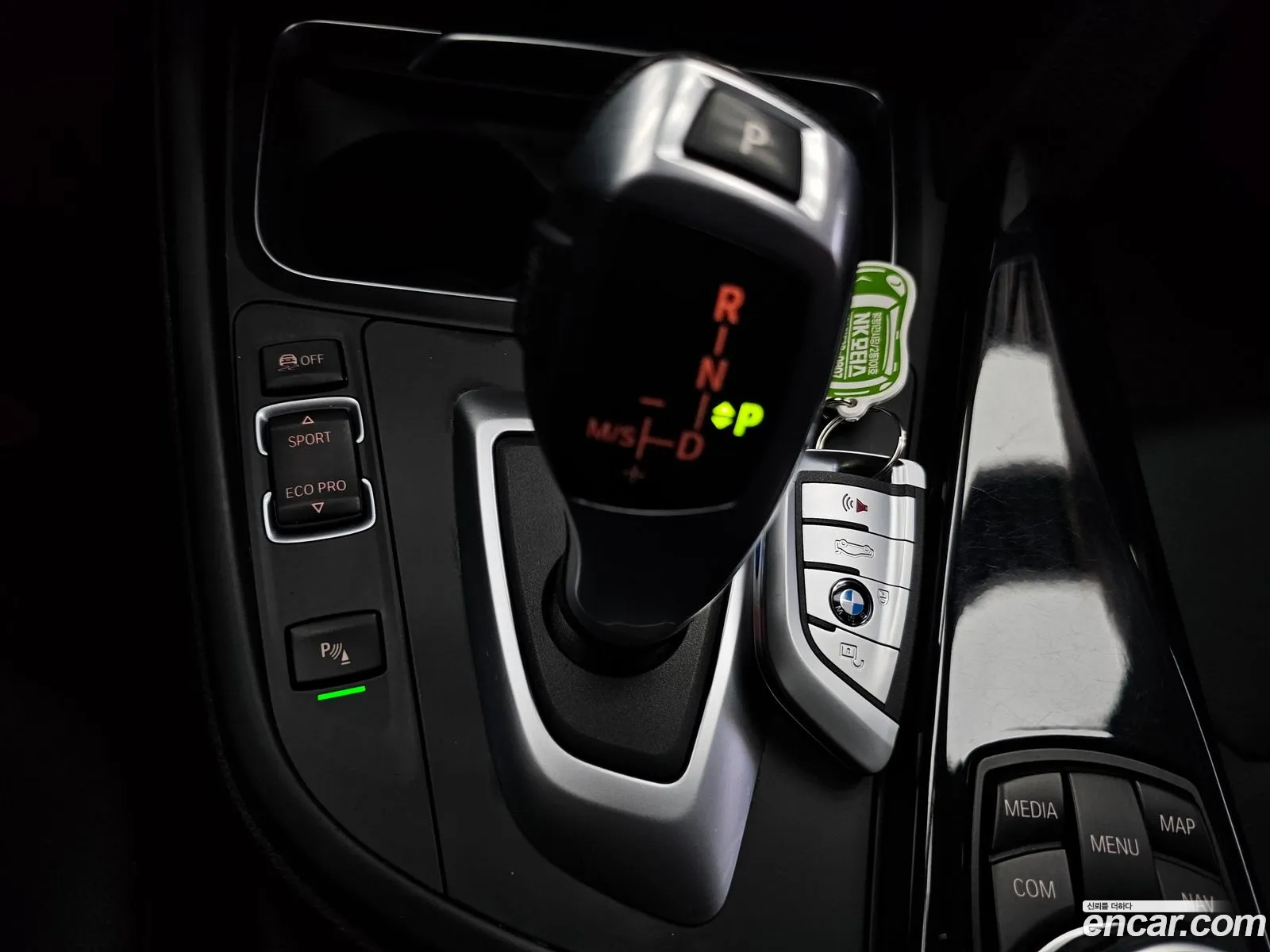 BMW 3 Series 2017 — 14