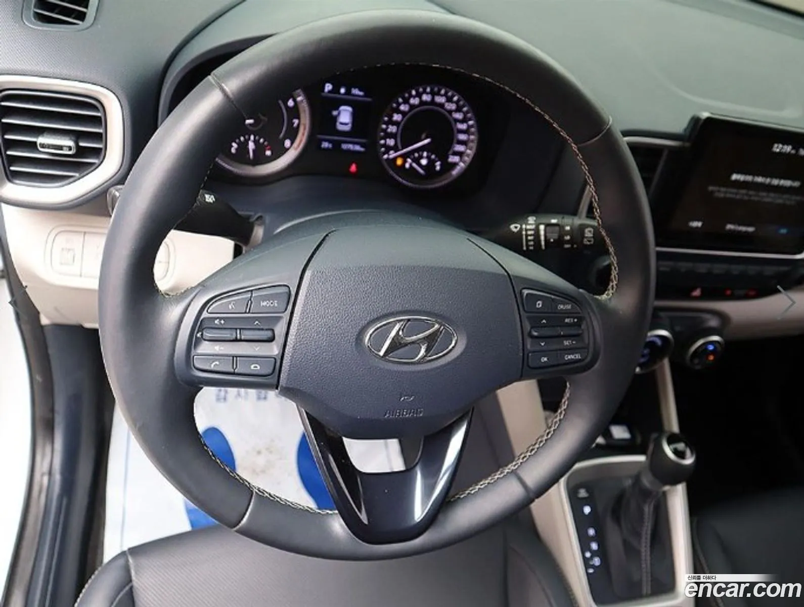 Hyundai Venue 2021 — 14