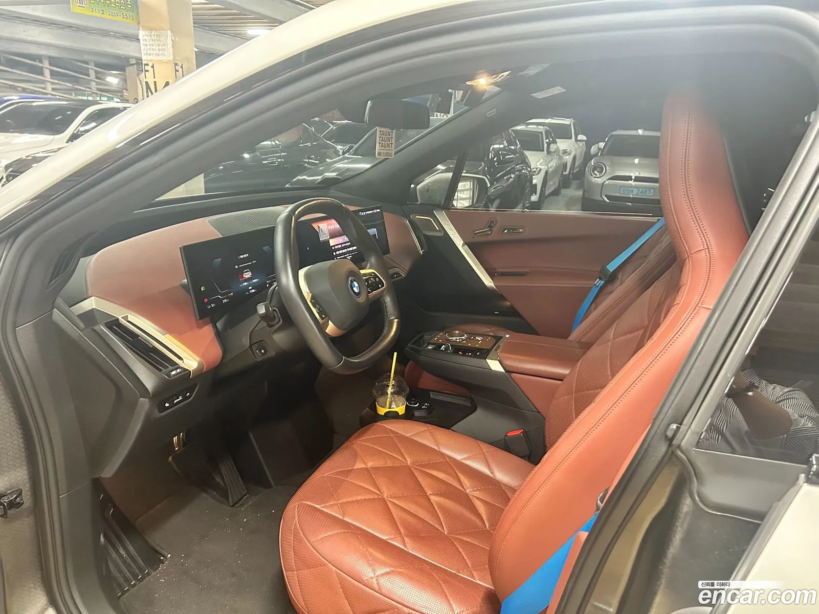 BMW iX 2023 — 9