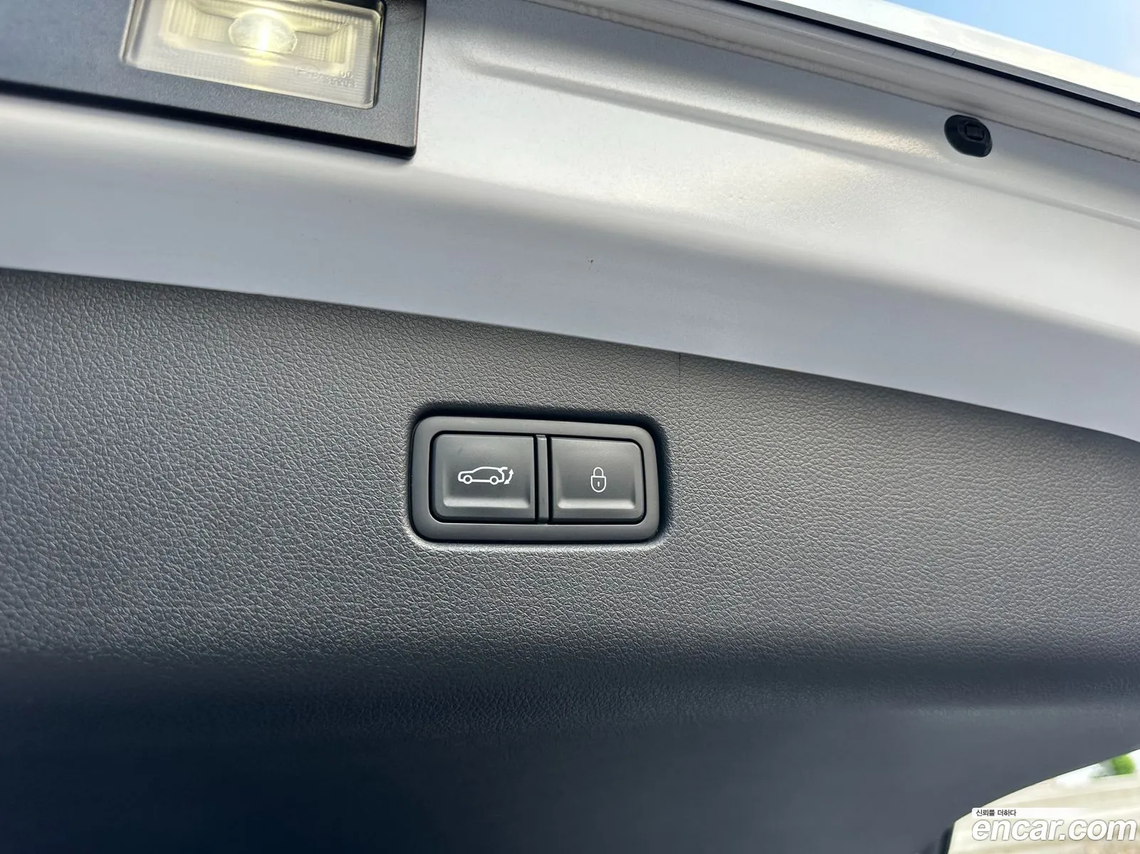 Genesis GV70 2025 — 15