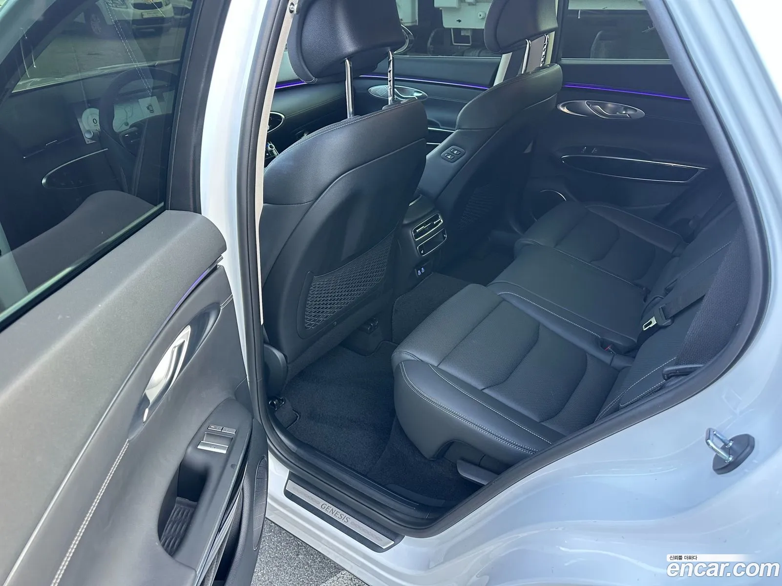 Genesis GV70 2025 — 4