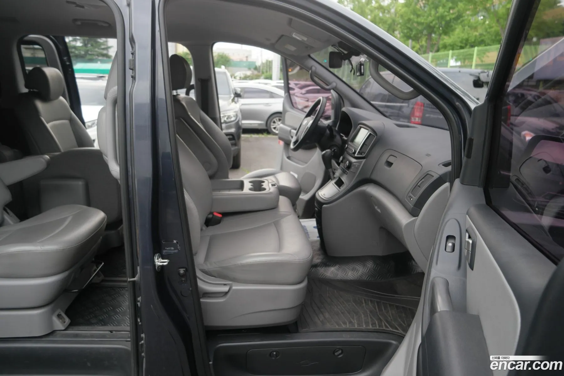Hyundai Grand Starex 2017 — 7