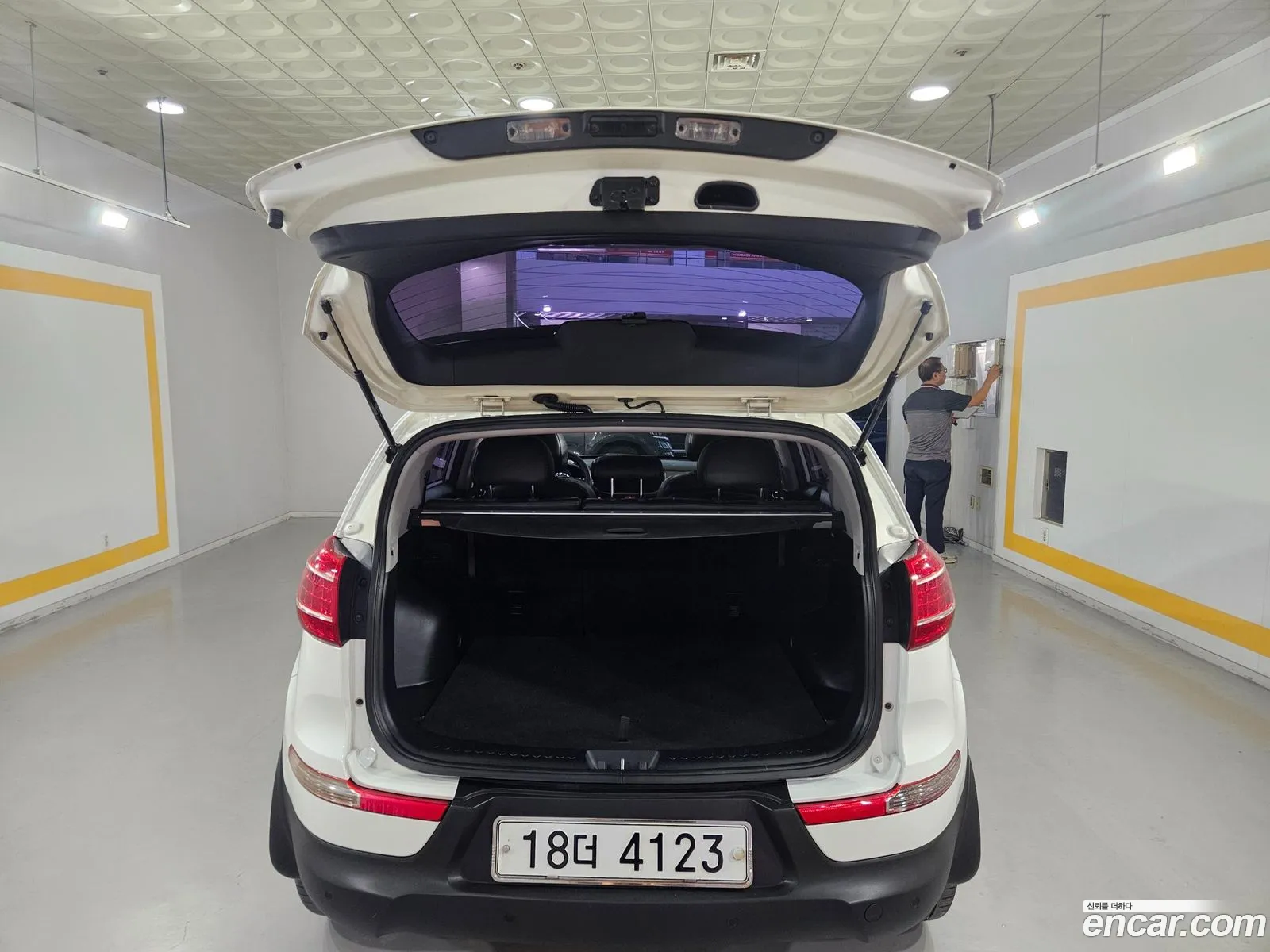 Kia Sportage R 2010 — 9