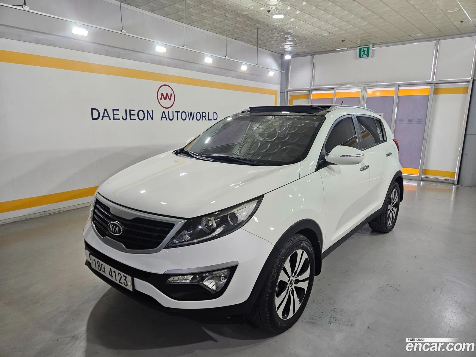Kia Sportage R 2010 — 10