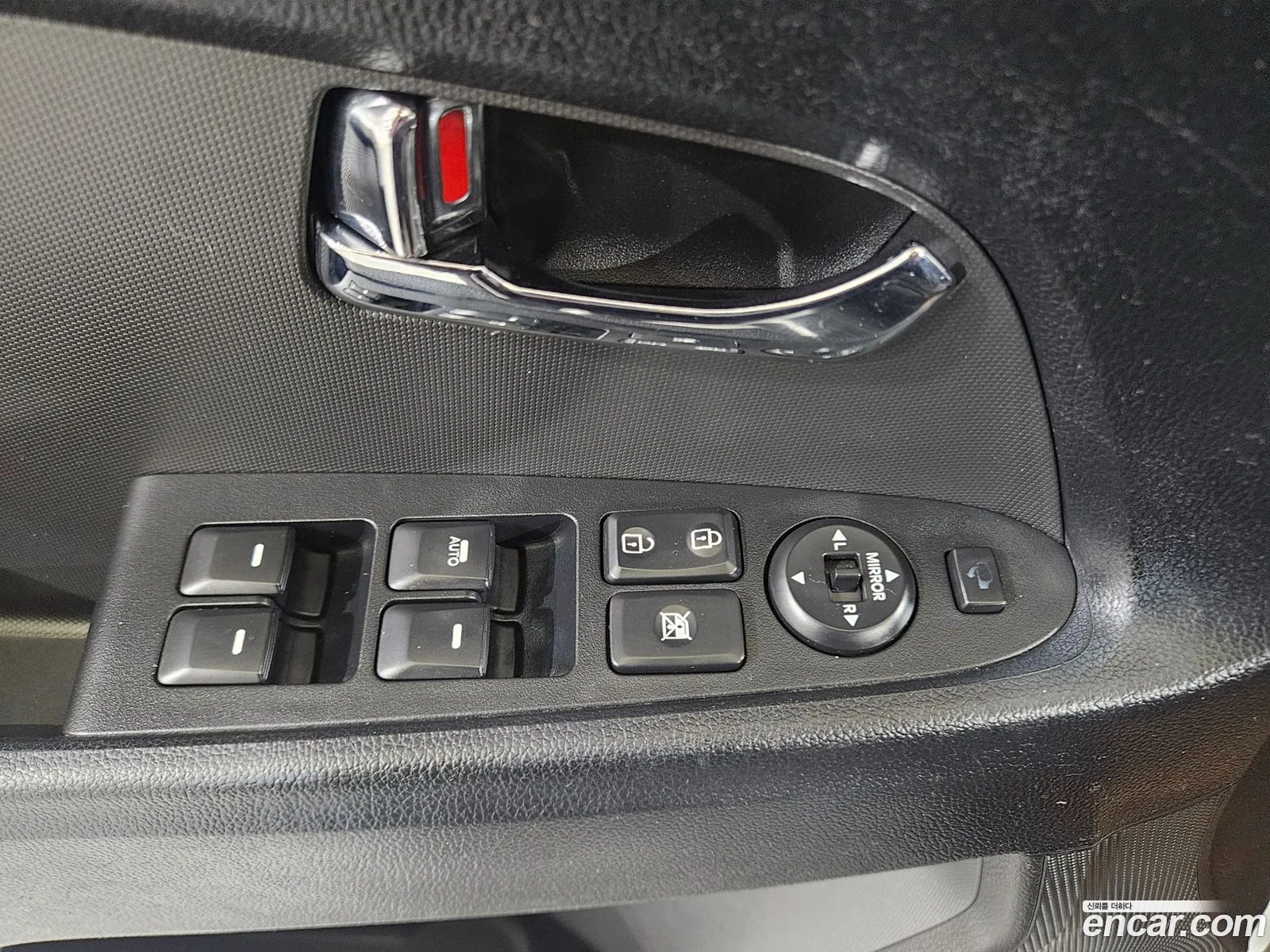 Kia Sportage R 2010 — 18