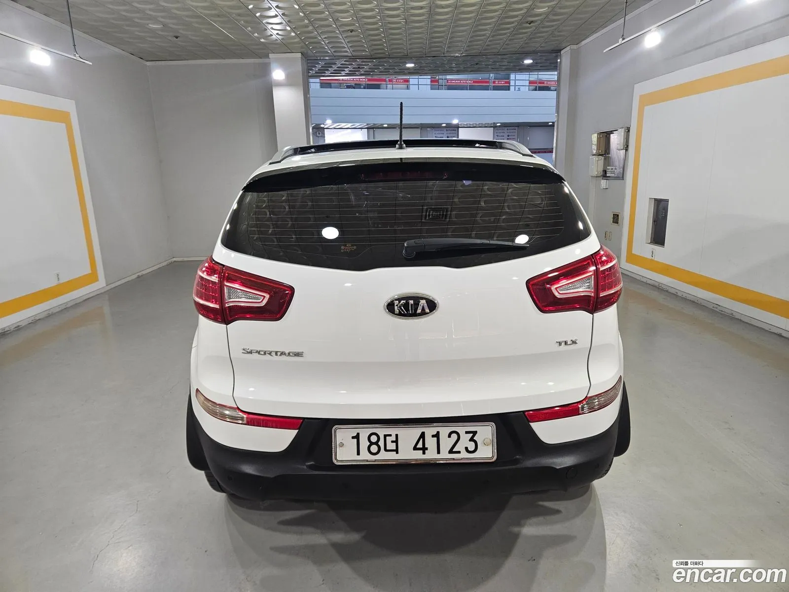 Kia Sportage R 2010 — 8