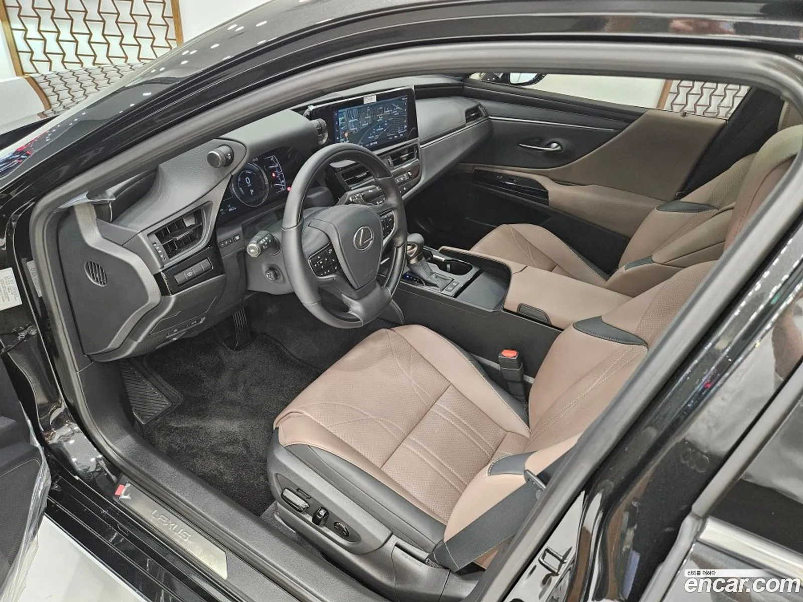 Lexus ES300h 7th Gen