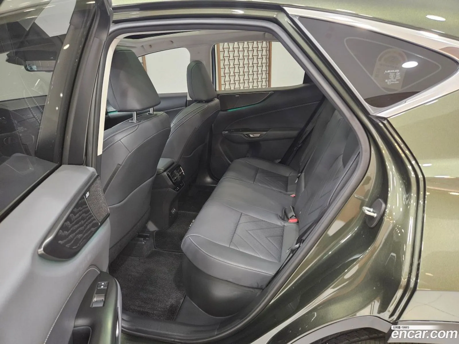 Lexus NX350h 2025 — 15