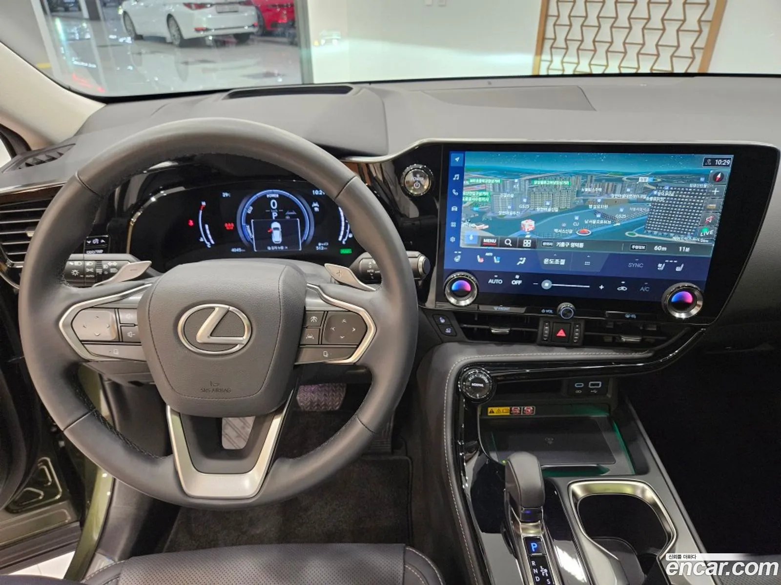 Lexus NX350h 2025 — 9