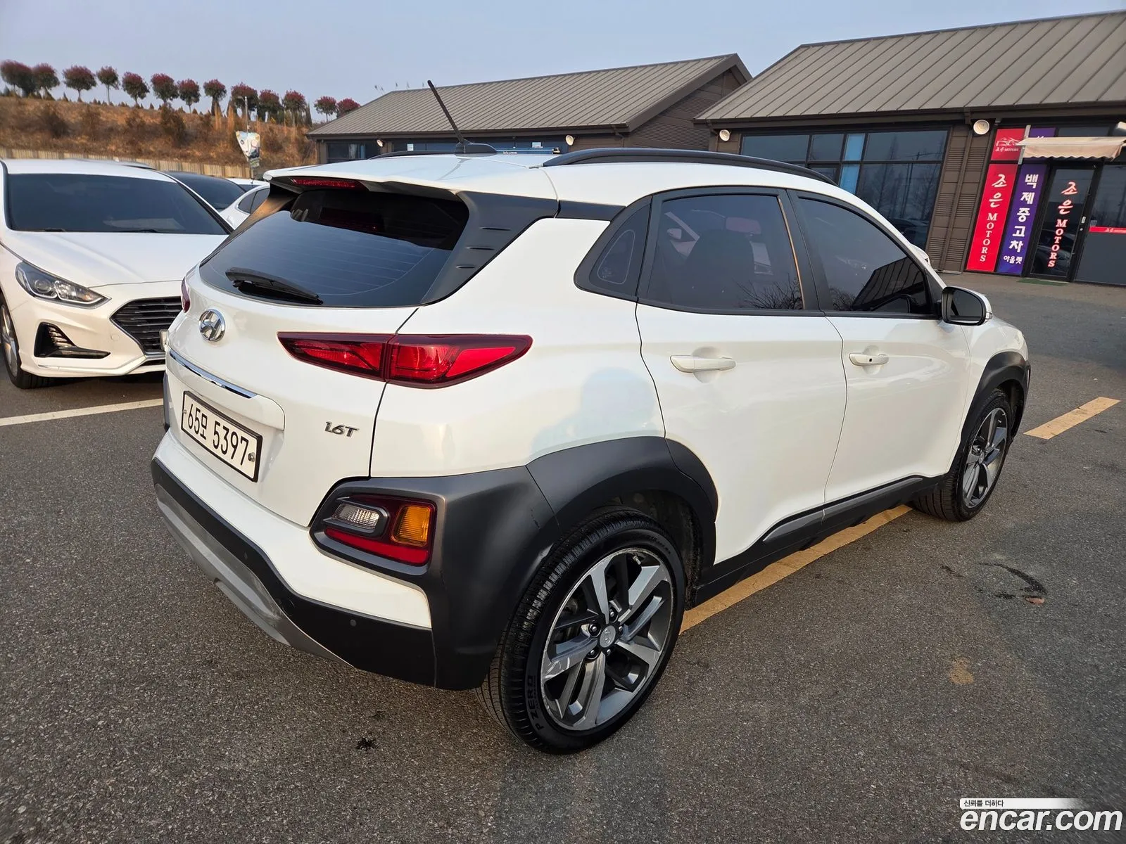 Hyundai Kona 2018 — 17