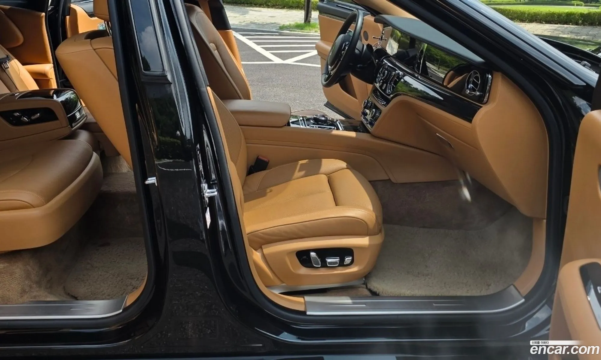 Rolls-Royce Ghost 2021 — 10