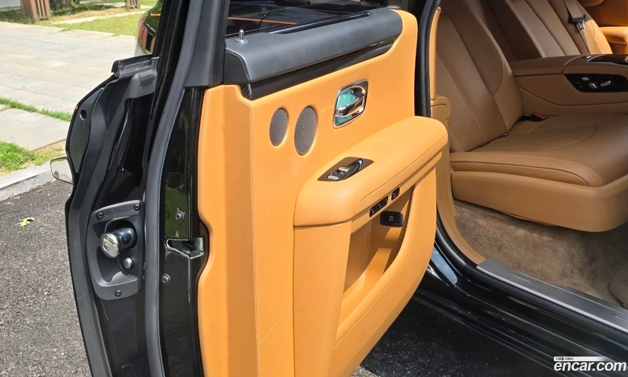 Rolls-Royce Ghost 2021 — 12
