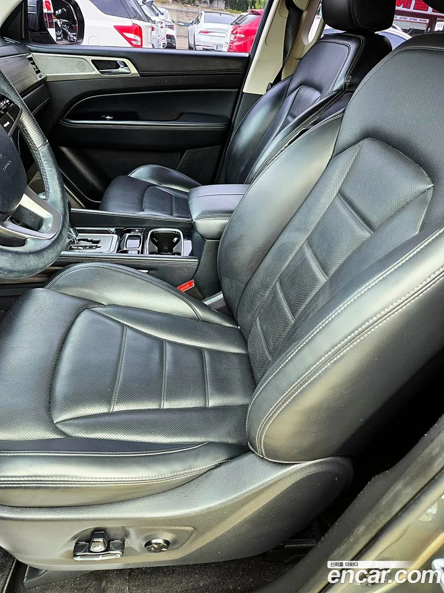 KG Mobility (SsangYong) G4 Rexton 2019 — 12