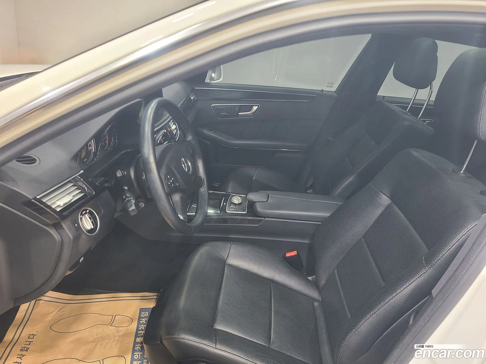 Mercedes-Benz E-Class W212 2012 — 15
