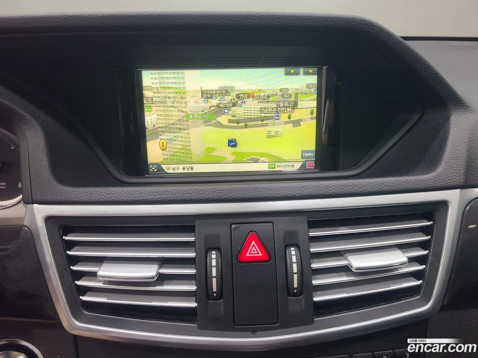 Mercedes-Benz E-Class W212 2012 — 8