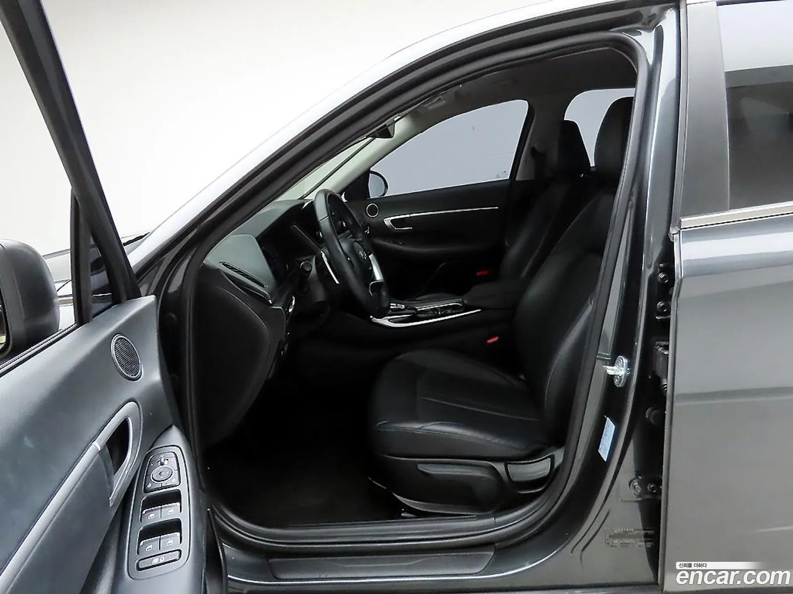 Hyundai Sonata Hybrid 2021 — 17