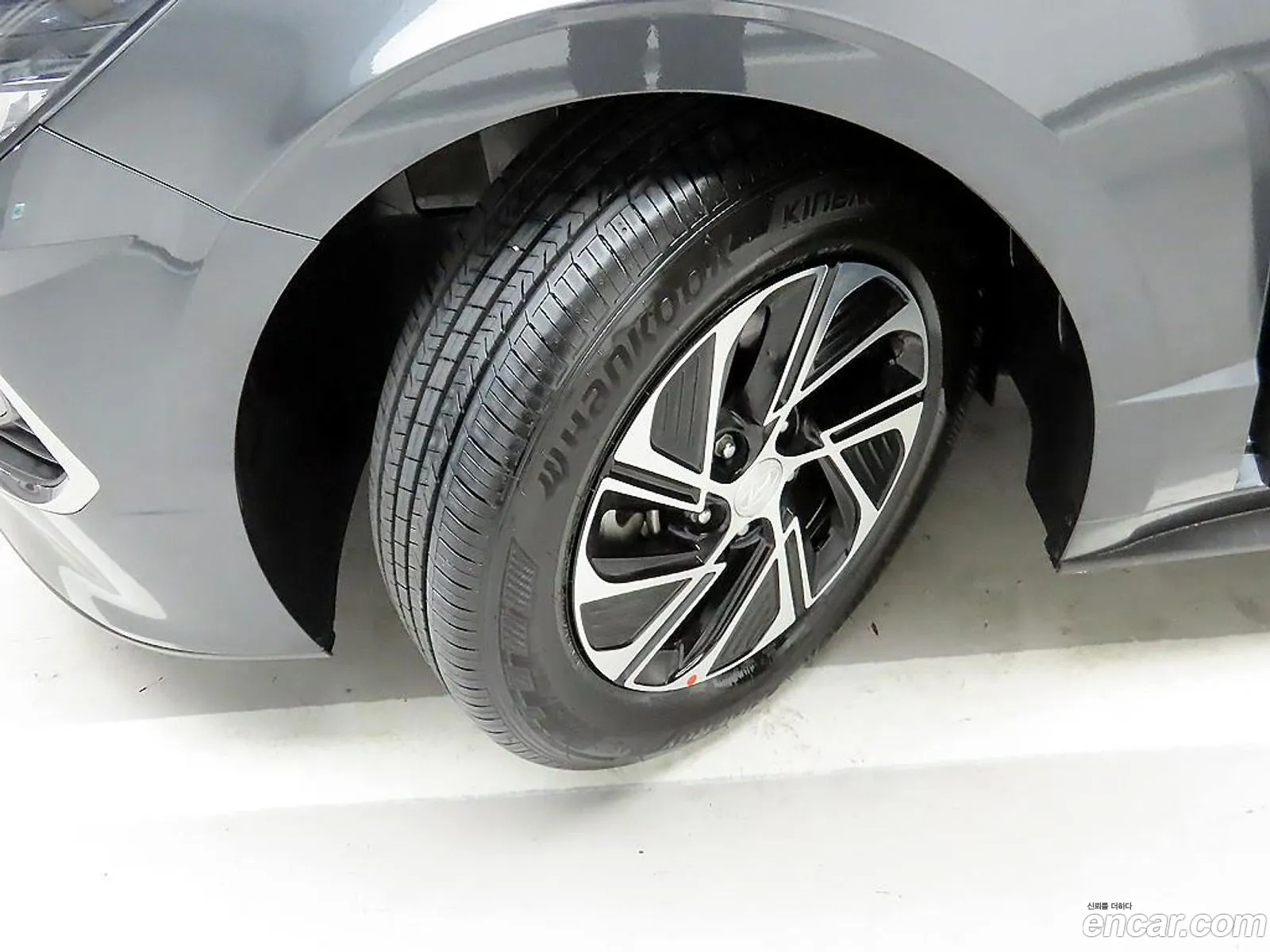 Hyundai Sonata Hybrid 2021 — 9