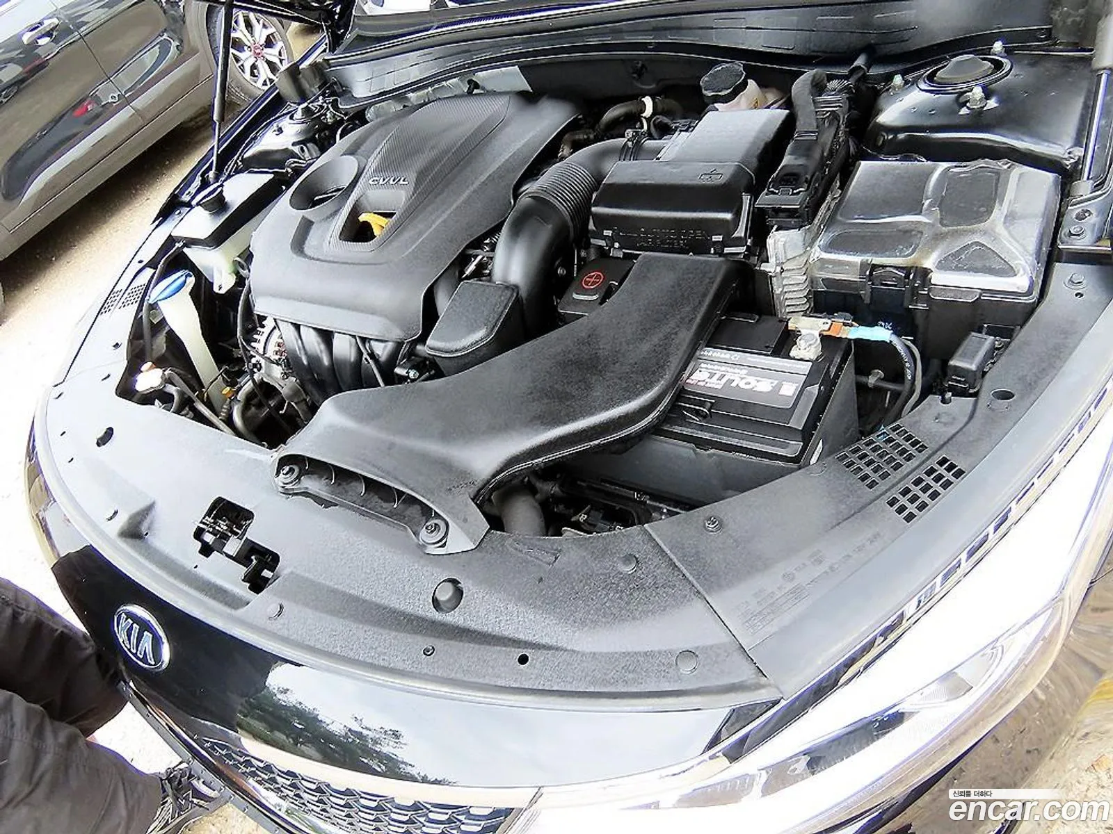 Kia K5 2017 — 2