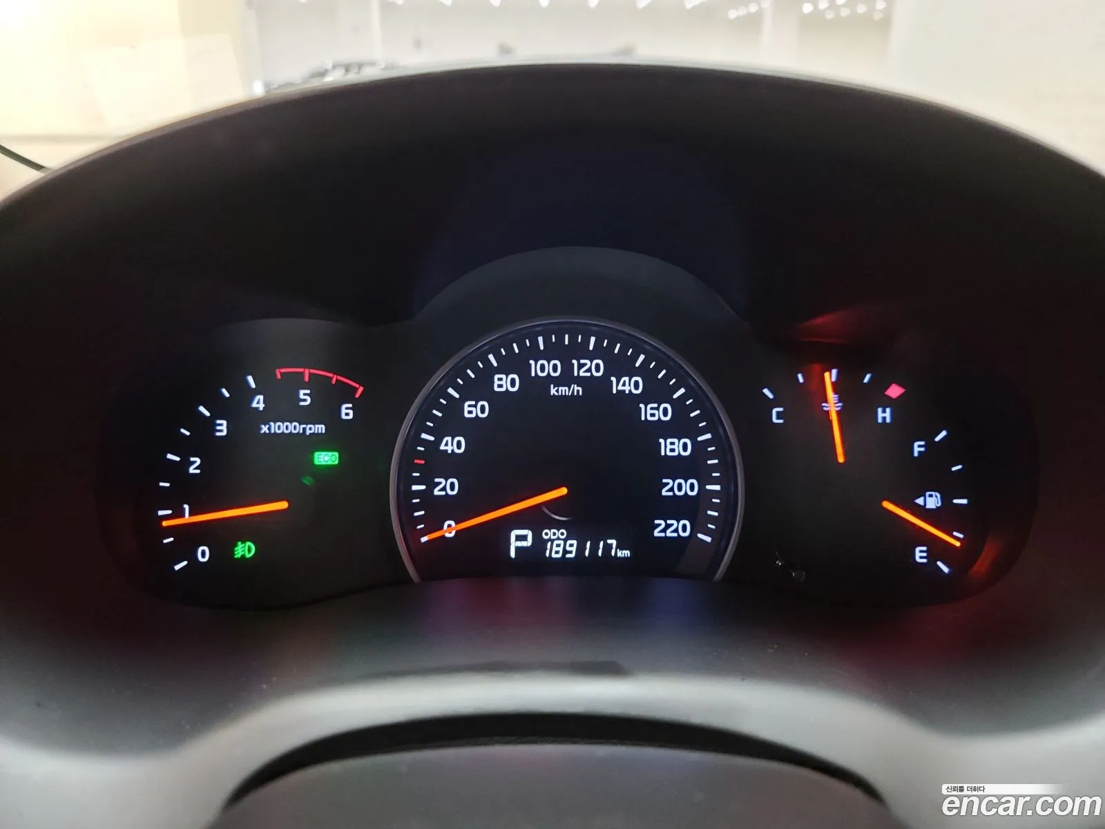 Kia Carnival R 2013 — 4